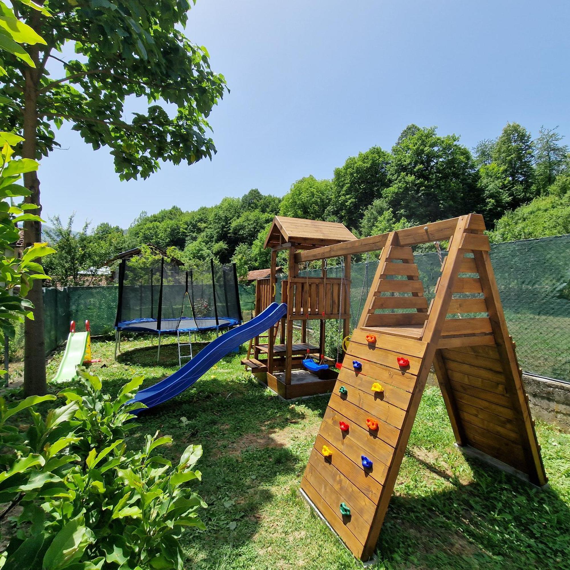 Guest House Ivan Cherni Osum Luaran gambar