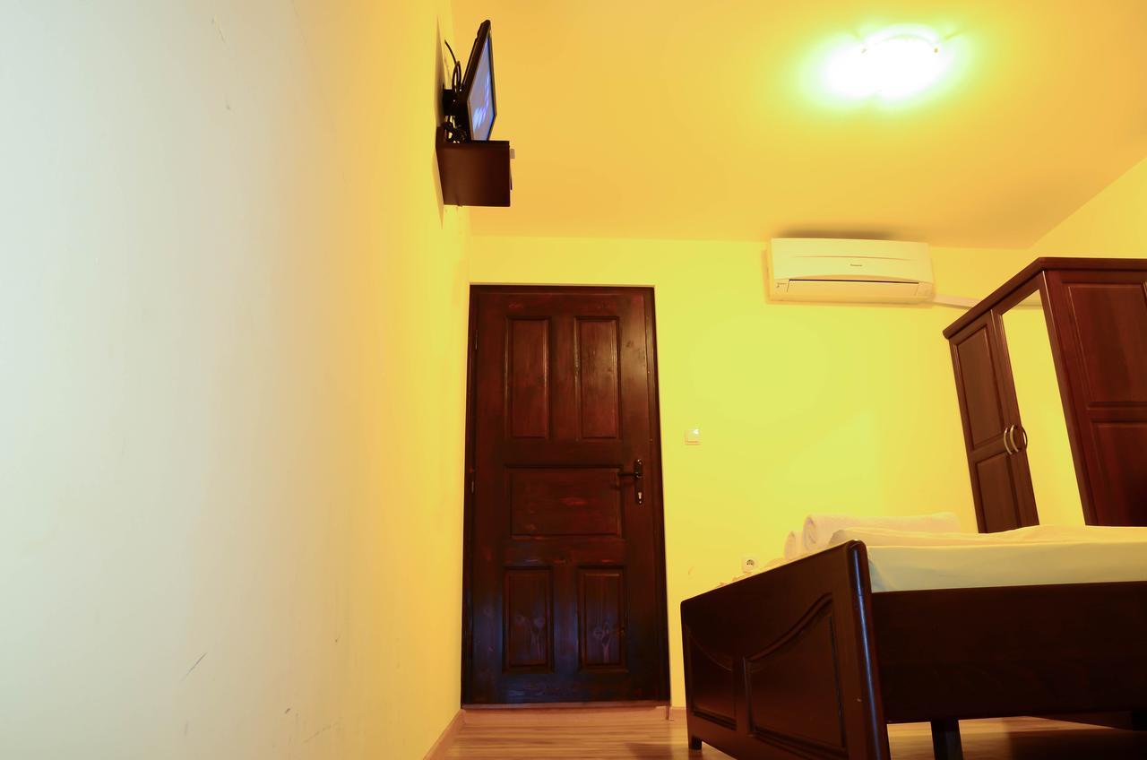 Guest House Ivan Cherni Osum Luaran gambar